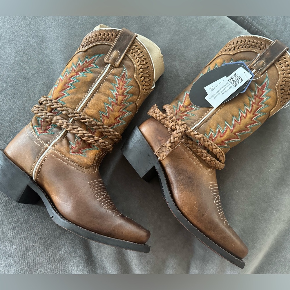Laredo Women's Knot In Time 11" Western Boots - Square Toe